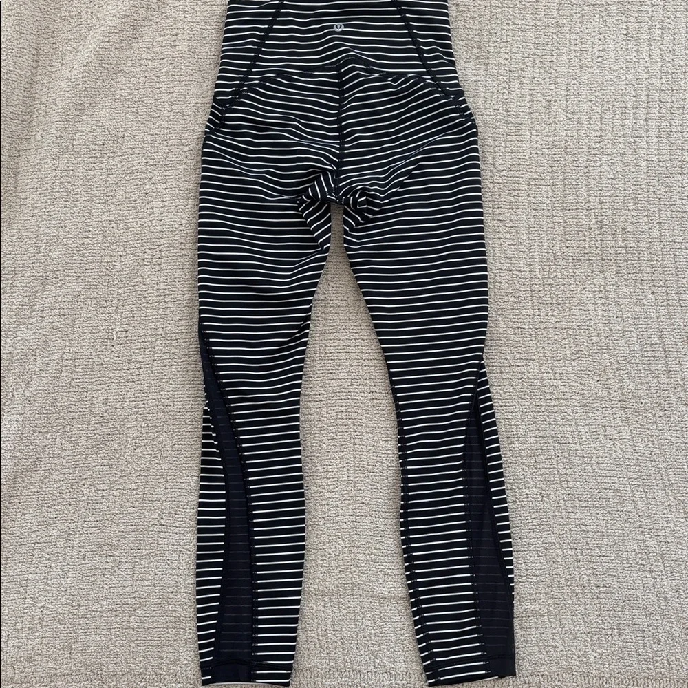 NWOT Lululemon Train Times Striped Leggings Tights 25